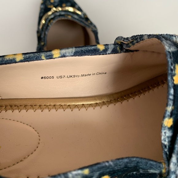 CAbi navy floral velvet loafers style 6005 size 7 - Picture 4 of 5